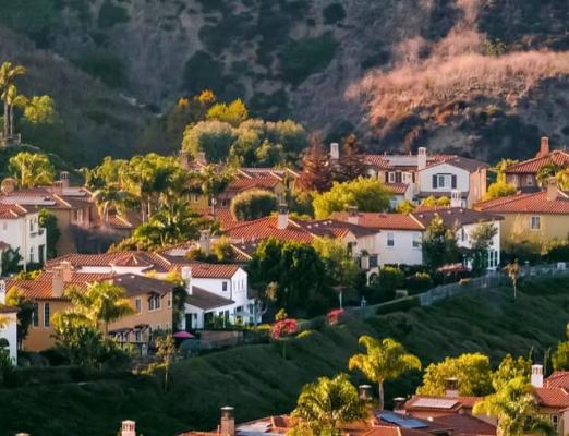 Houses on the hill in California.